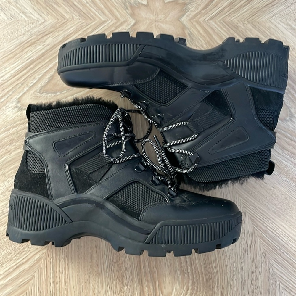 MICHAEL KORS Chic Black Winter Boots 🥾